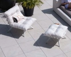 Fauteuil D'extérieur Blanc Avec Repose-pieds Modulaire Structure Aluminium Blanche "Lisca"