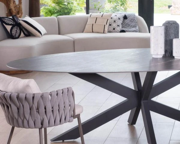 Table Design Noire Forme Elliptique En Céramique Et Pieds 3D "Chinon" 260 Cm – Image 3
