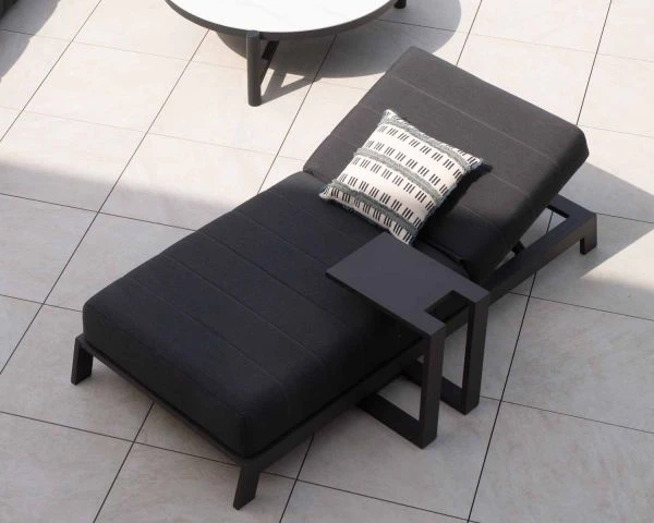 Table D'appoint Design En Aluminium Gris Anthracite "Lazy Beach" – Image 6