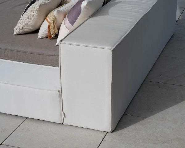 Lit De Jardin Double Tissu Sunbrella Taupe Et Blanc Avec Parasol "Saint Tropez" – Image 4