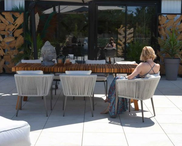 Lot De 2 Chaises De Jardin Design Tissu Et Alu Champagne "Cheverny"