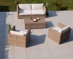 Salon De Jardin Ethnique Chic En Rotin Avec Table Basse "Cuba"