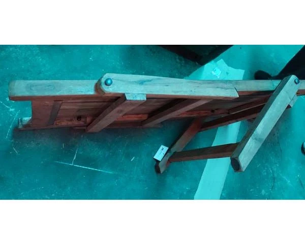 Table Basse Lit Militaire En Bois Recyclé "Népalaise" – Image 5